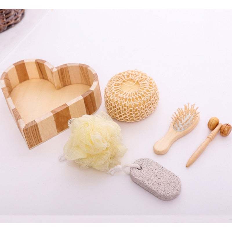 A Variety Of Toiletries Heart-shaped Gift Box Combination Set